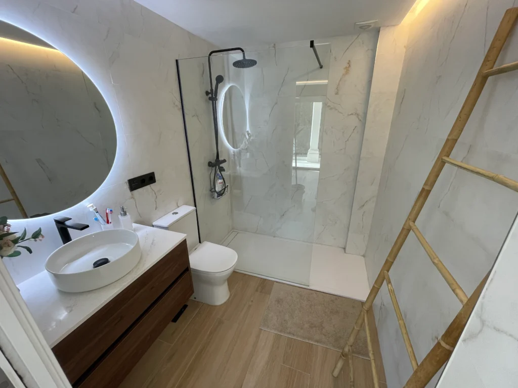 reforma de baño en Granada